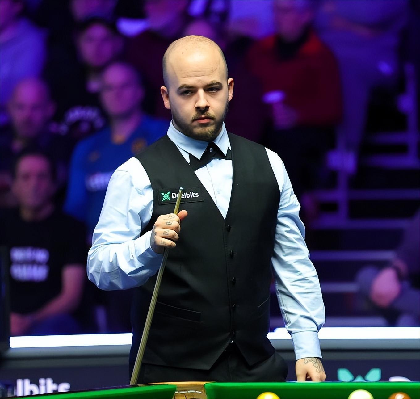 秀大会上的 秀大会上的