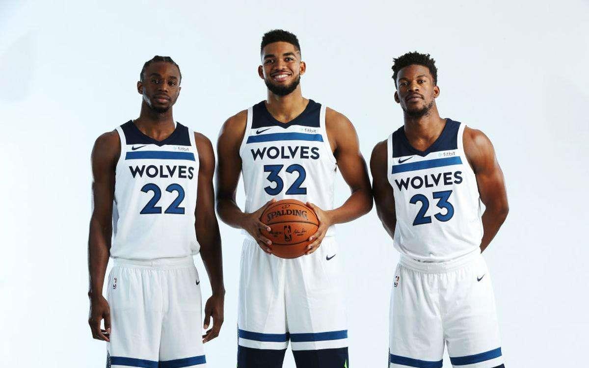 挥空或击成